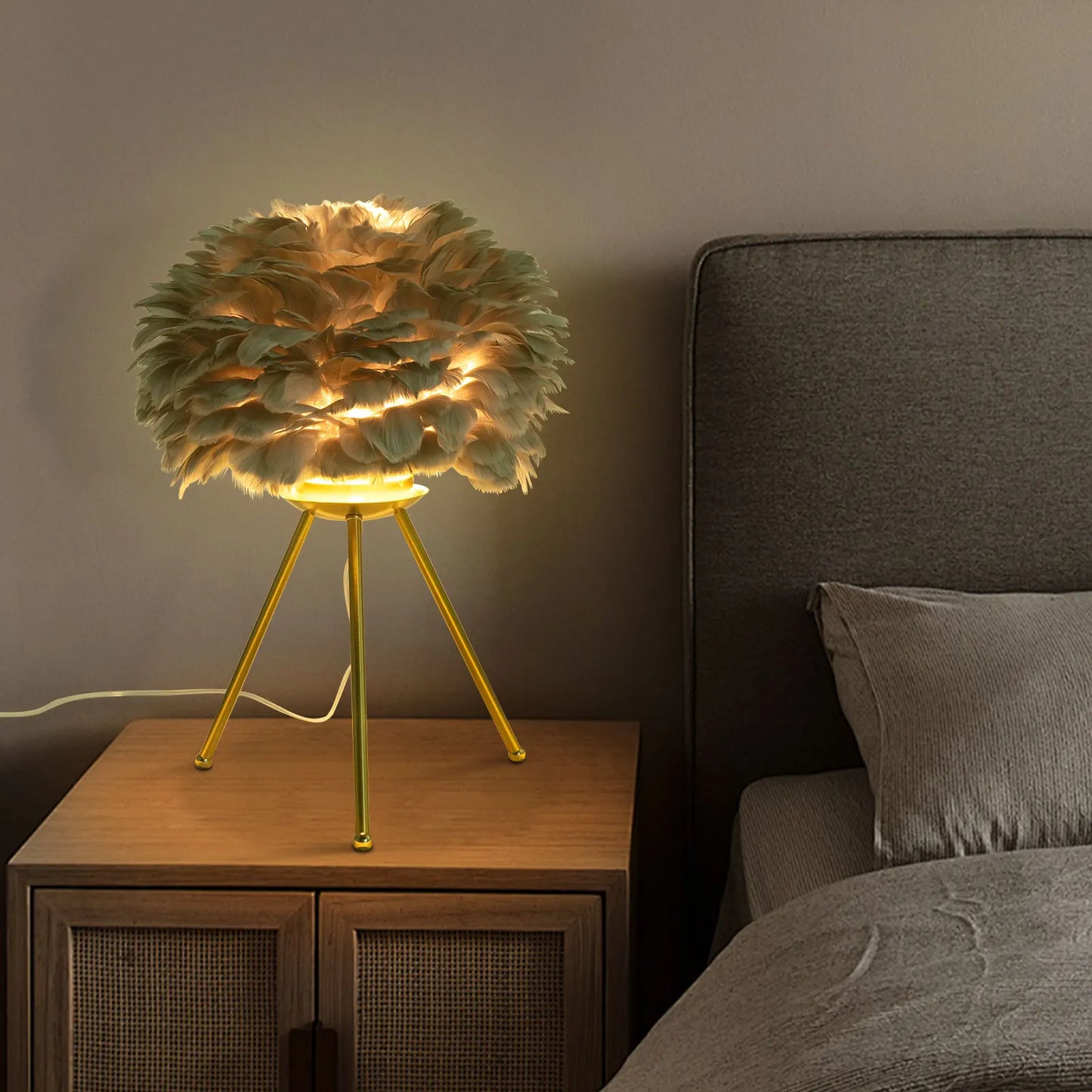 Feather Desk Lamp With Tripod Stand For Study And Living